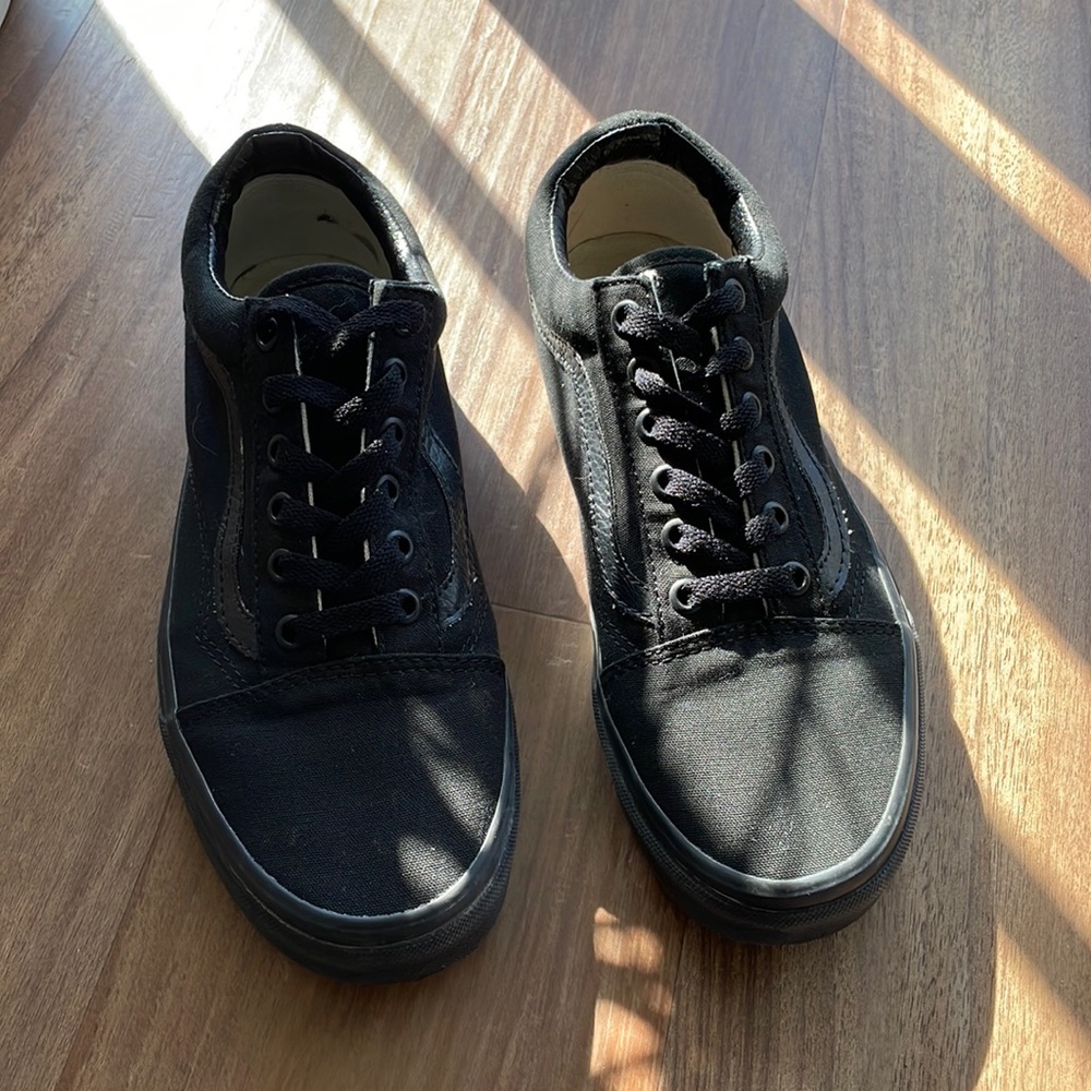 Vans Canvas Old Skool All Black Basically New ♥︎ black sneakers